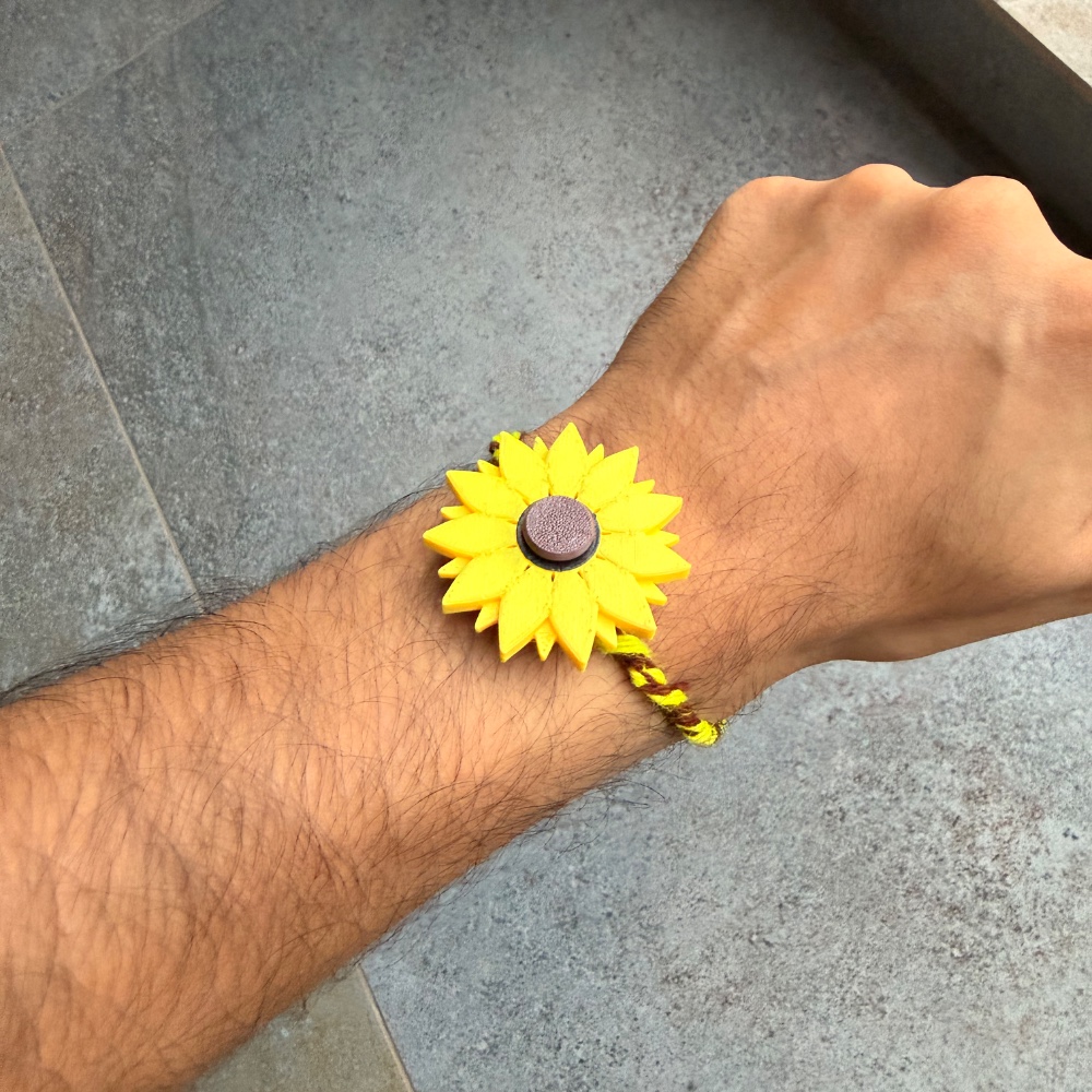Sunflower spinner rakhi